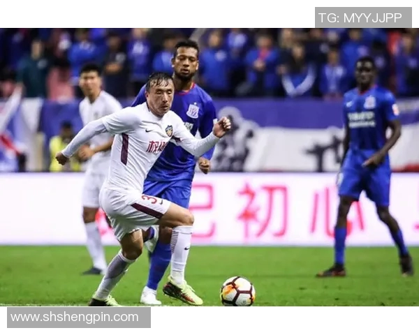 申花与权健的巅峰对决精彩回顾及赛后分析全景呈现